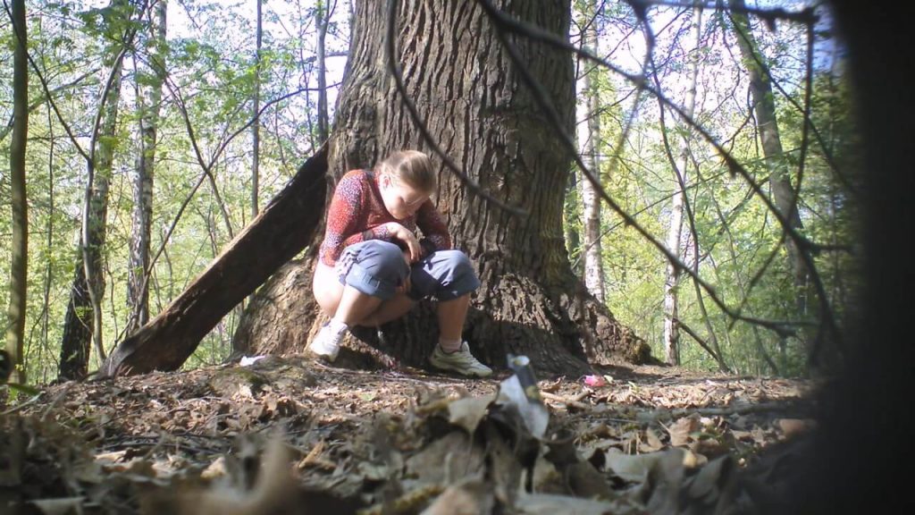 Girls Peeing In The Woods 11