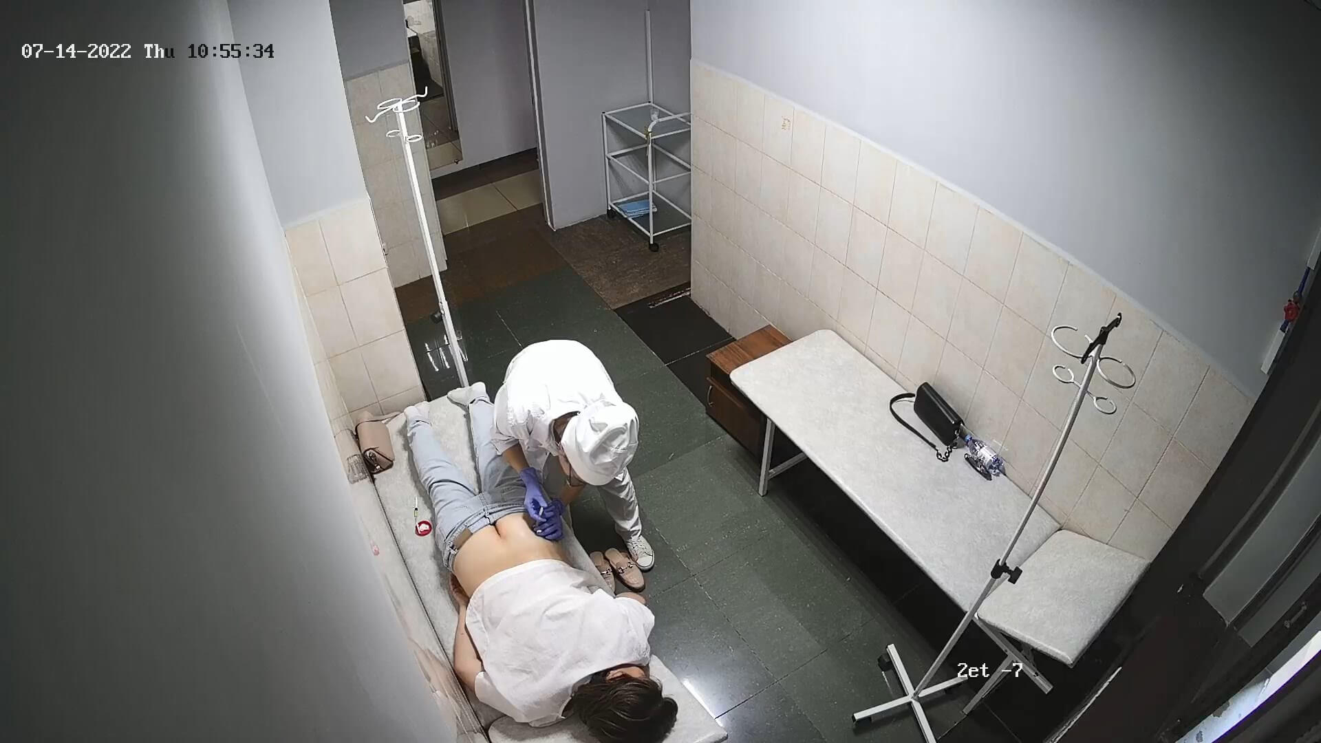 Injection fetish 30.