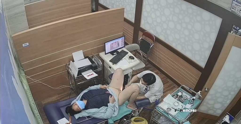 Hidden cam gynecology 211