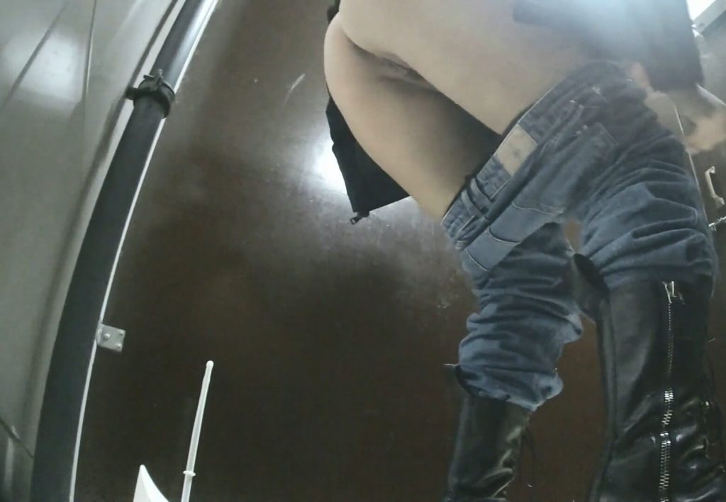 Public WC 43