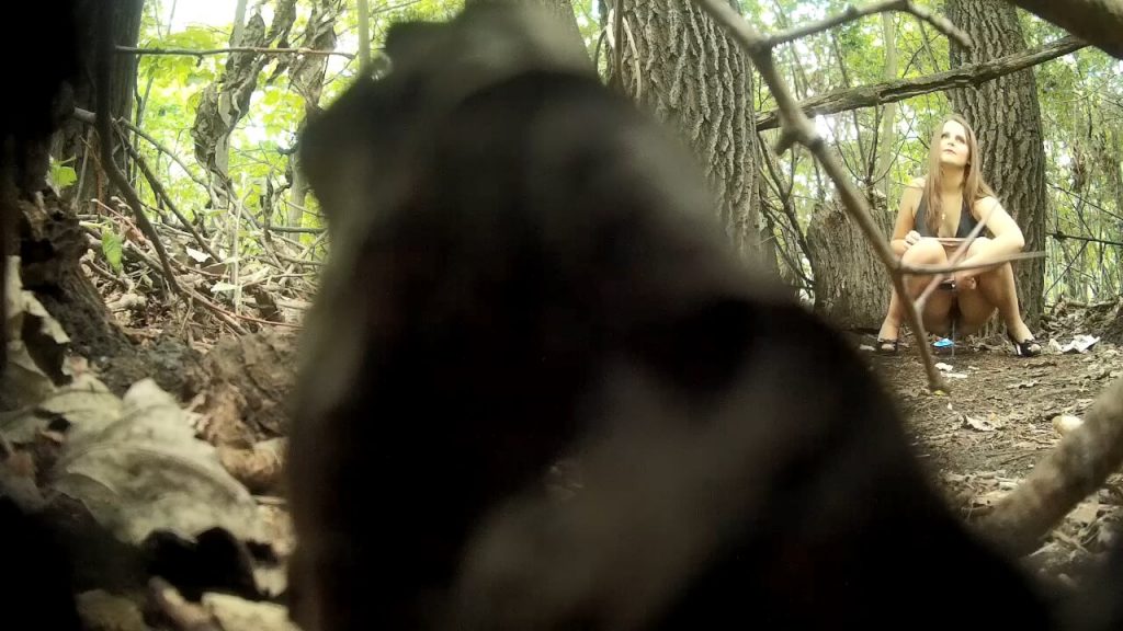Girls Peeing In The Woods 49