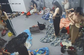 Dressing Room In a Strip Club 15