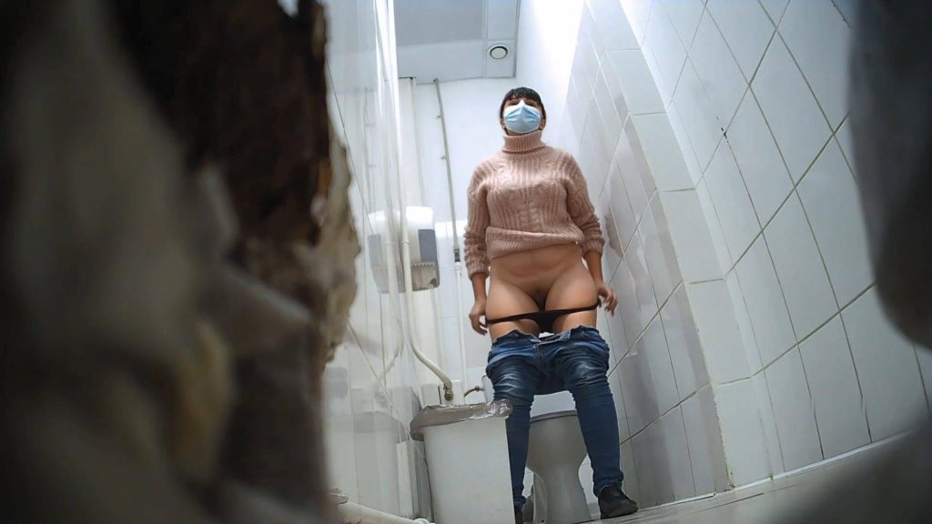 Shopping Mall Toilet 62