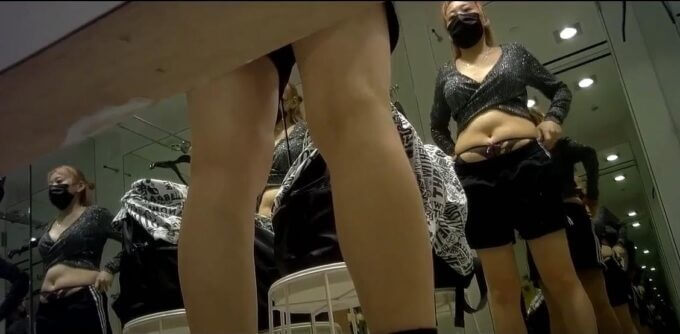 Fitting Room Of Shopping Mall 1