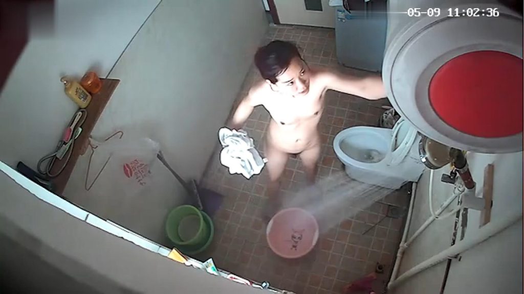 Bathroom asian women 22